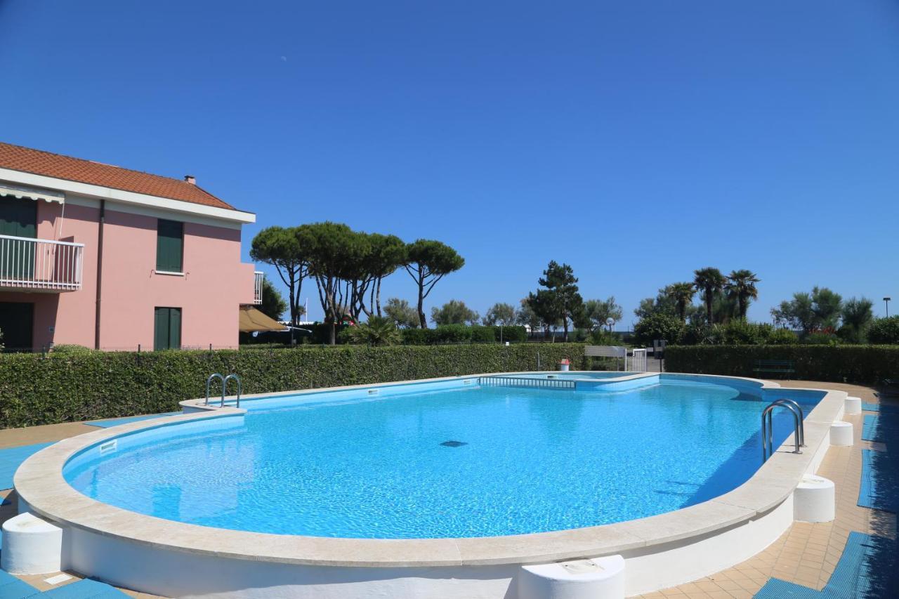 Beachside Family Garden Retreat Cavallino-Treporti Exterior photo
